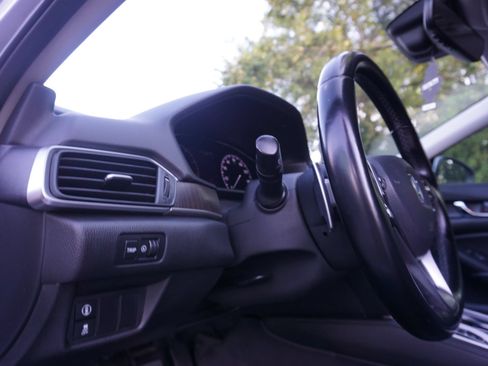 Used 2020 Honda Accord EX-L image 30