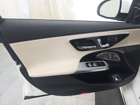 Used 2024 Mercedes-Benz E 350 4MATIC Sedan image 14