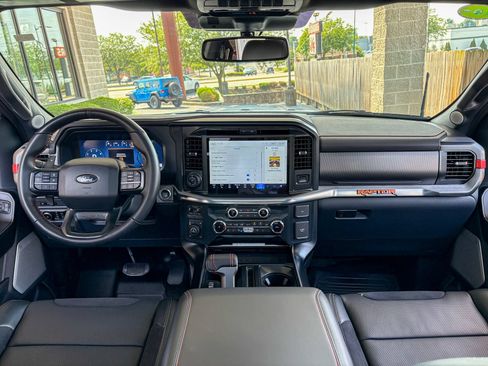 Used 2025 Ford F150 Raptor AWD/4WD image 34