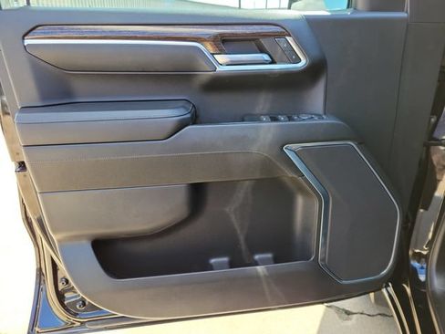 Used 2023 GMC Sierra 1500 SLE RWD image 17