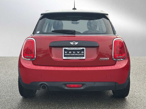 Used 2017 MINI Cooper 2-Door Hardtop image 4