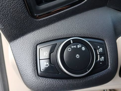 Used 2016 Ford Escape Titanium FWD image 18