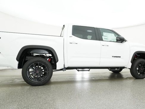 New 2026 Toyota Tundra SR5 w/ SR5 Premium Package AWD/4WD image 29