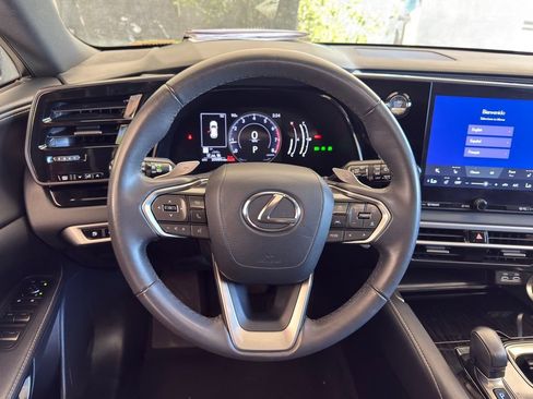 Certified 2024 Lexus RX 350 FWD w/ Technology Package image 21