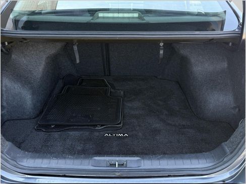 Used 2013 Nissan Altima 2.5 SV FWD image 16