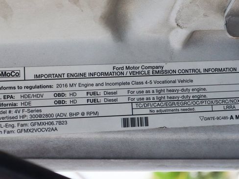 Used 2016 Ford F550 2WD Regular Cab Super Duty image 36