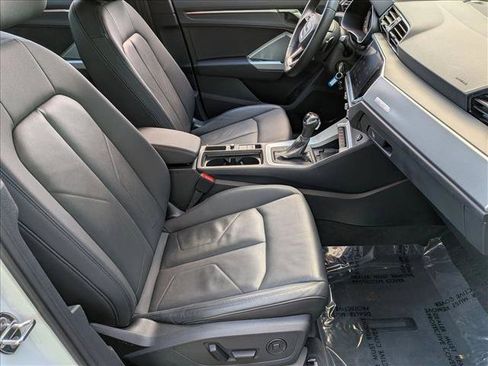 Used 2022 Audi Q3 2.0T Premium Plus w/ Premium Plus Package image 21