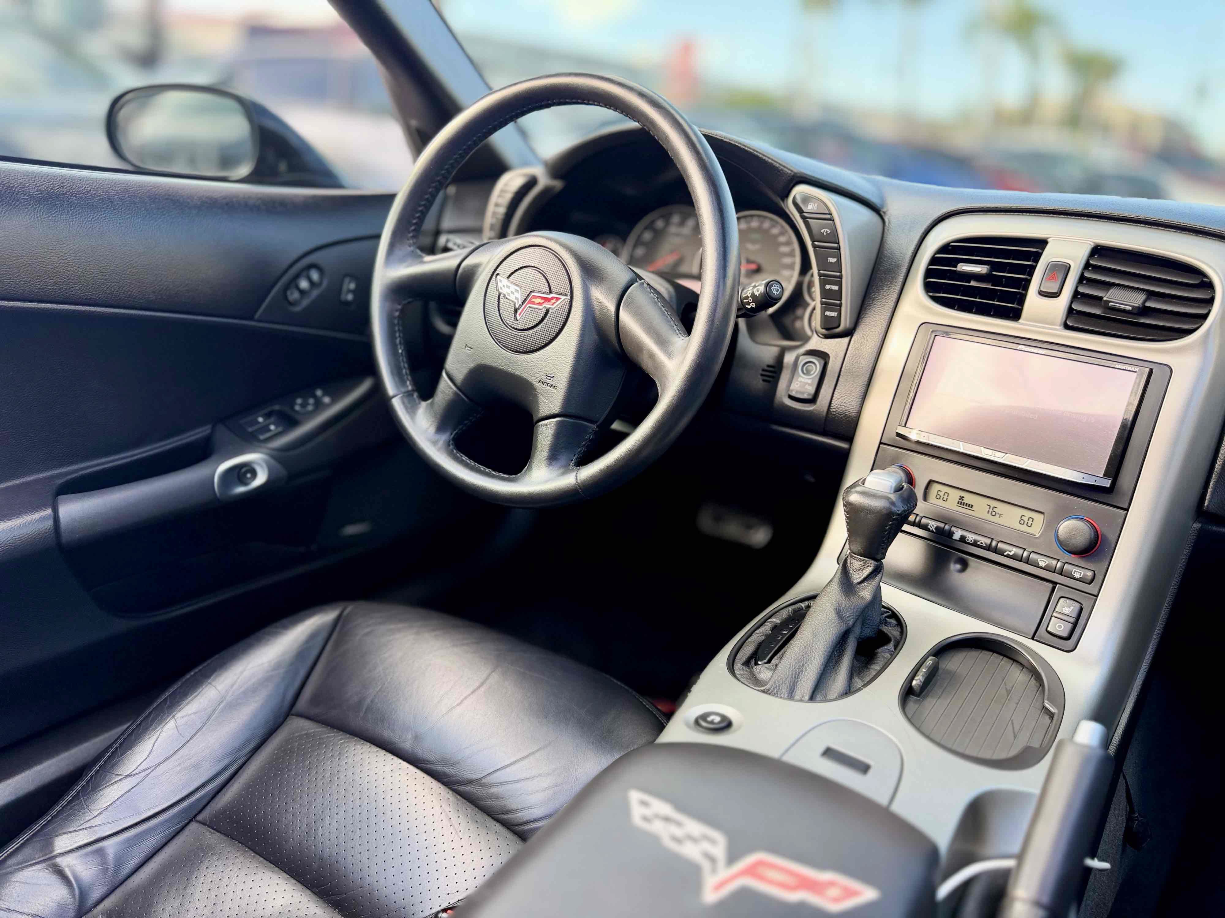 Used 2005 Chevrolet Corvette Coupe w/ Preferred Equipment Group RWD image 29