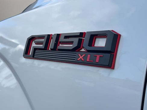 Used 2017 Ford F150 XLT w/ Equipment Group 302A Luxury image 12