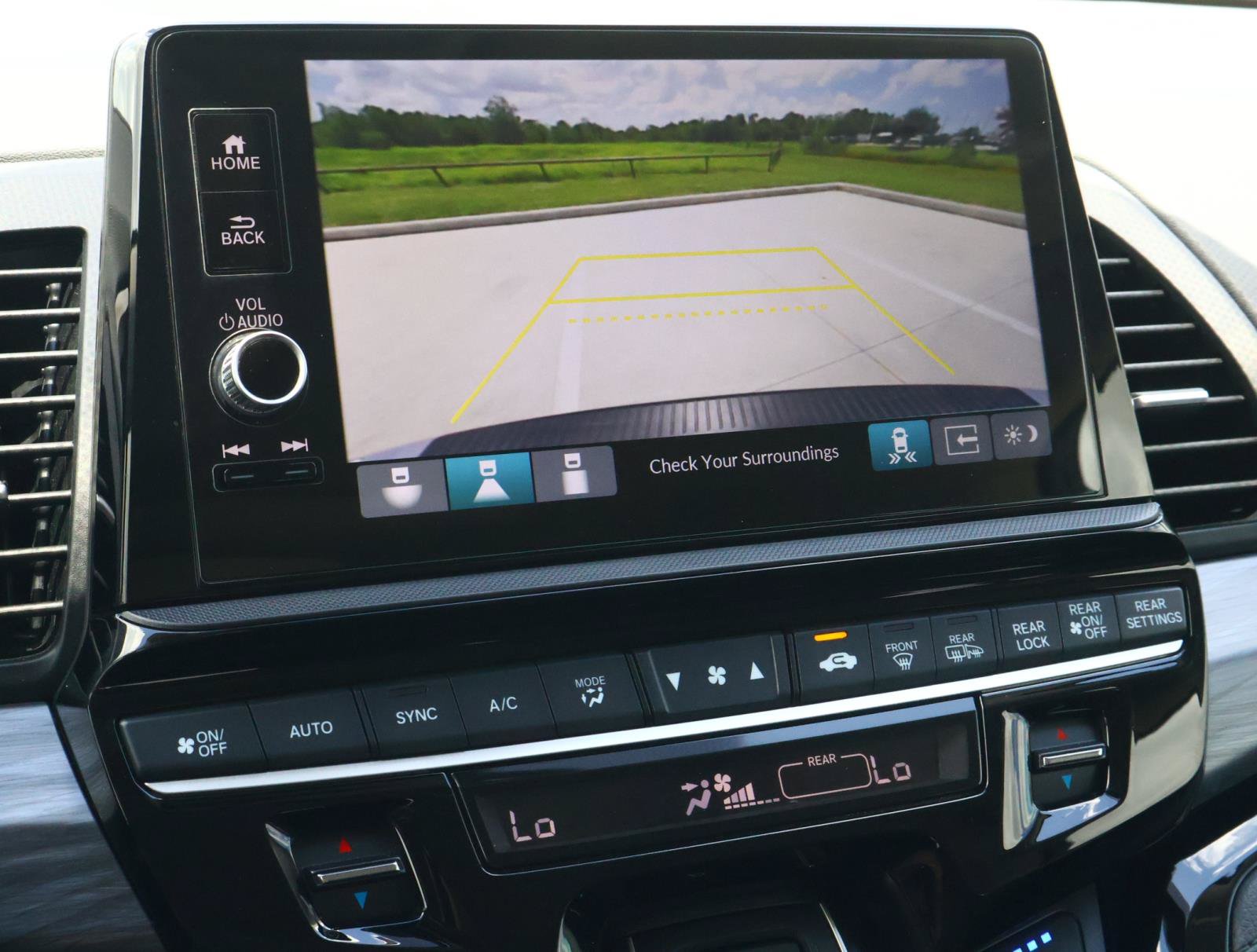 Used 2025 Honda Odyssey Elite image 28