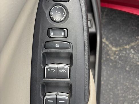 Used 2018 Honda Accord LX image 17