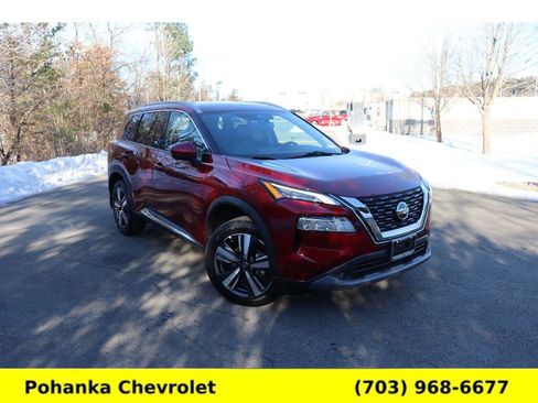 Used 2021 Nissan Rogue SL image 1