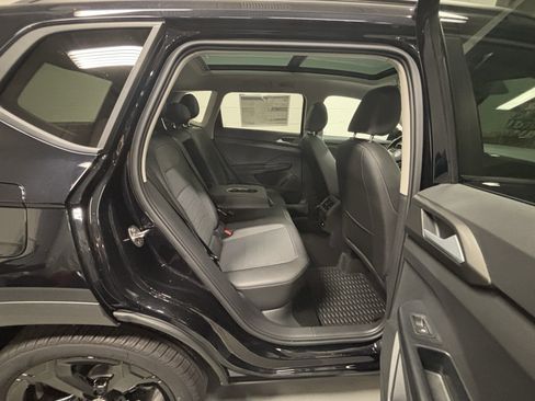 New 2025 Volkswagen Taos SE image 14