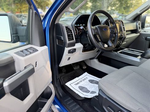 Used 2015 Ford F150 XLT w/ Equipment Group 302A Luxury AWD/4WD image 9