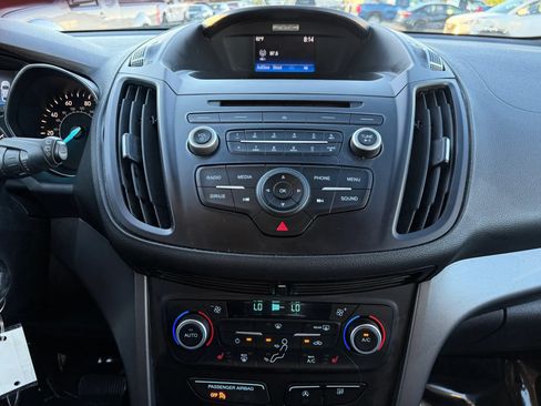Used 2018 Ford Escape SE FWD image 21