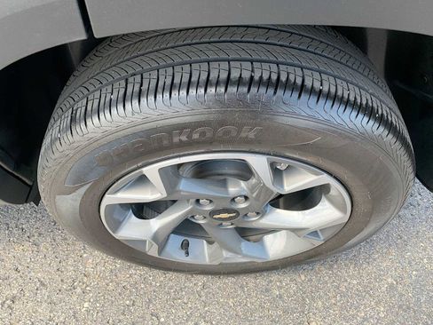 Certified 2024 Chevrolet Trax LT w/ LT Convenience Package image 30