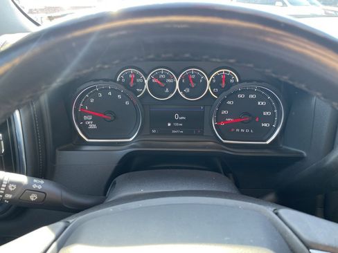 Used 2021 Chevrolet Silverado 1500 LT image 14