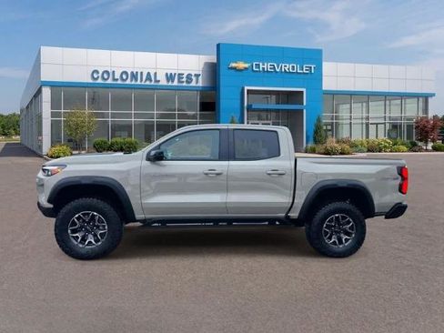 Used 2024 Chevrolet Colorado ZR2 w/ Safety Package AWD/4WD image 5