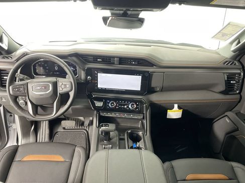 Used 2026 GMC Sierra 1500 AT4 w/ Technology Package AWD/4WD image 20