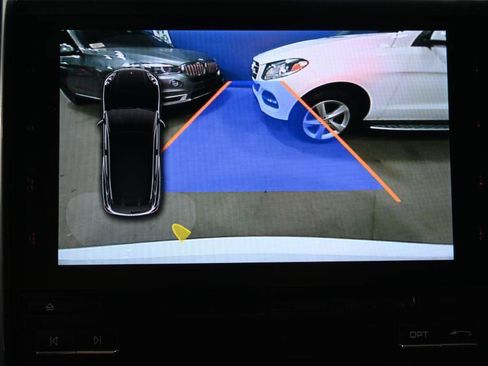 Used 2018 Porsche Cayenne Platinum Edition image 27