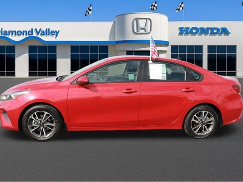 Used 2023 Kia Forte LXS image 7