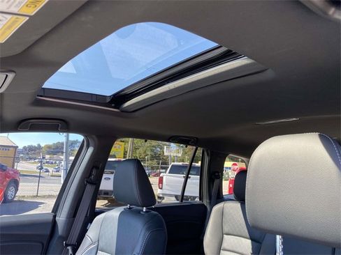 Used 2021 Honda Passport Elite image 16