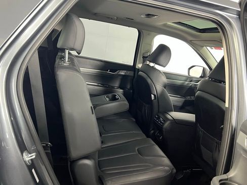 Used 2023 Hyundai Palisade SEL image 32