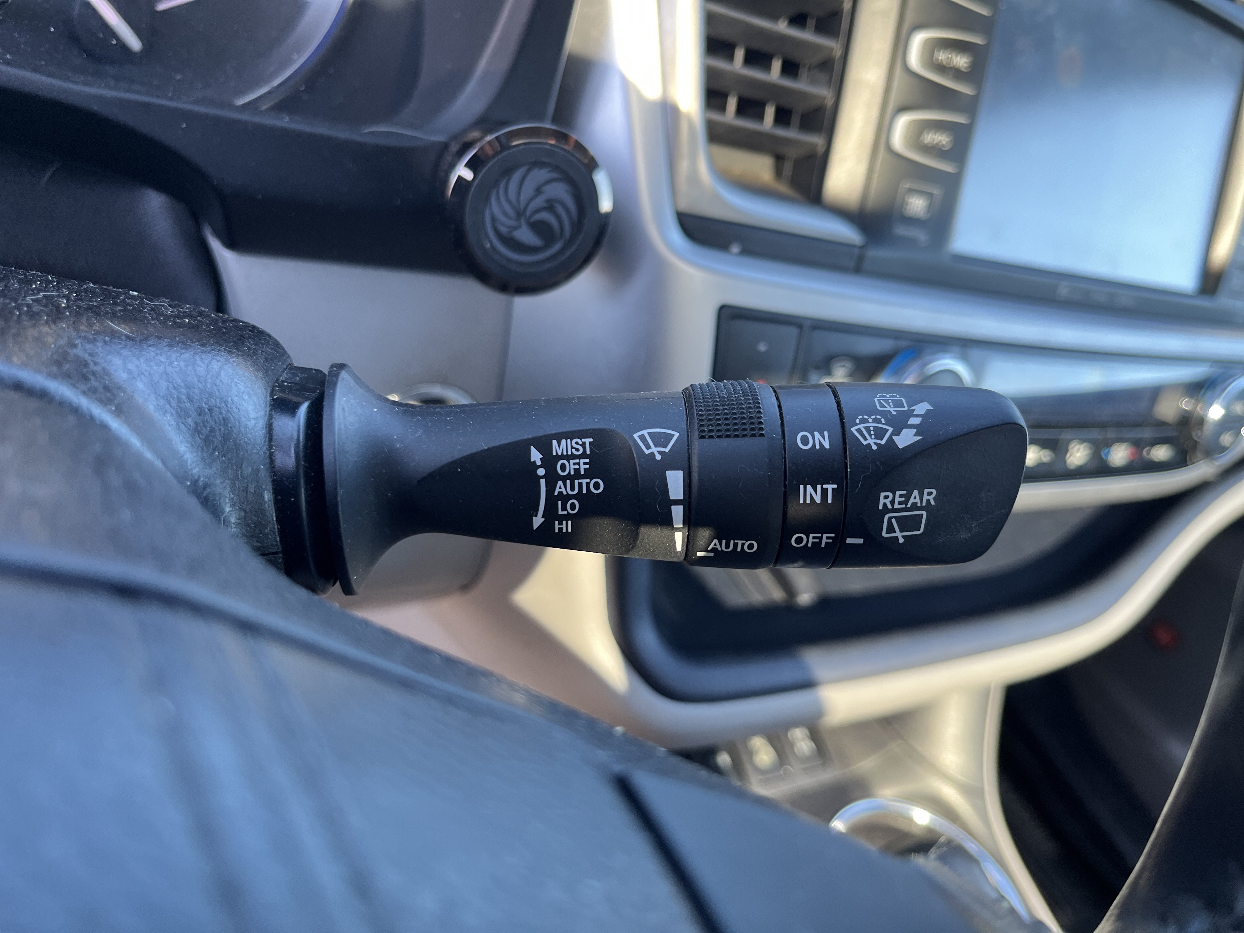 Used 2017 Toyota Highlander Limited Platinum AWD/4WD image 28
