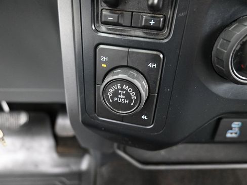 Used 2022 Ford F150 XLT image 19