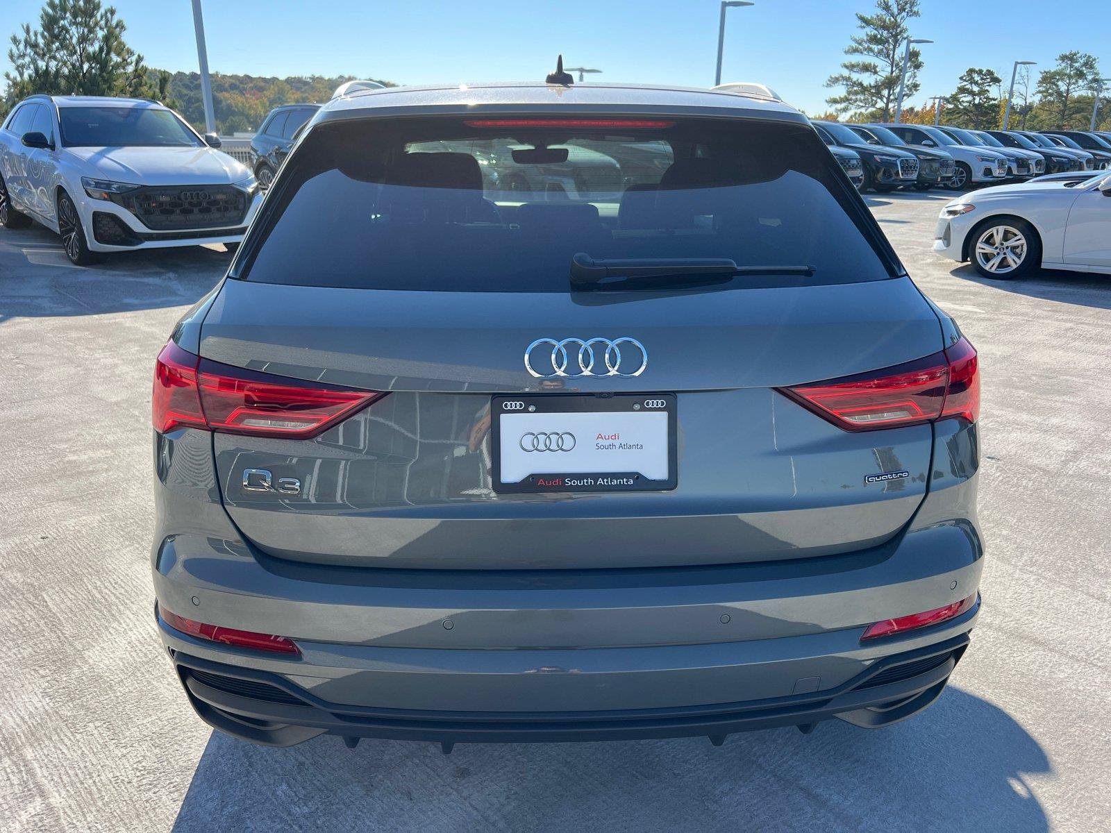 Used 2024 Audi Q3 2.0T Premium Plus w/ Premium Plus Package AWD/4WD image 6