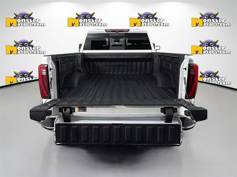 Used 2024 GMC Sierra 2500 Denali w/ Technology Package image 24