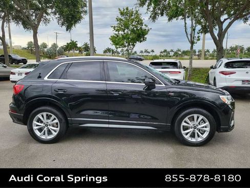 Certified 2025 Audi Q3 2.0T Premium w/ Convenience Package AWD/4WD image 9