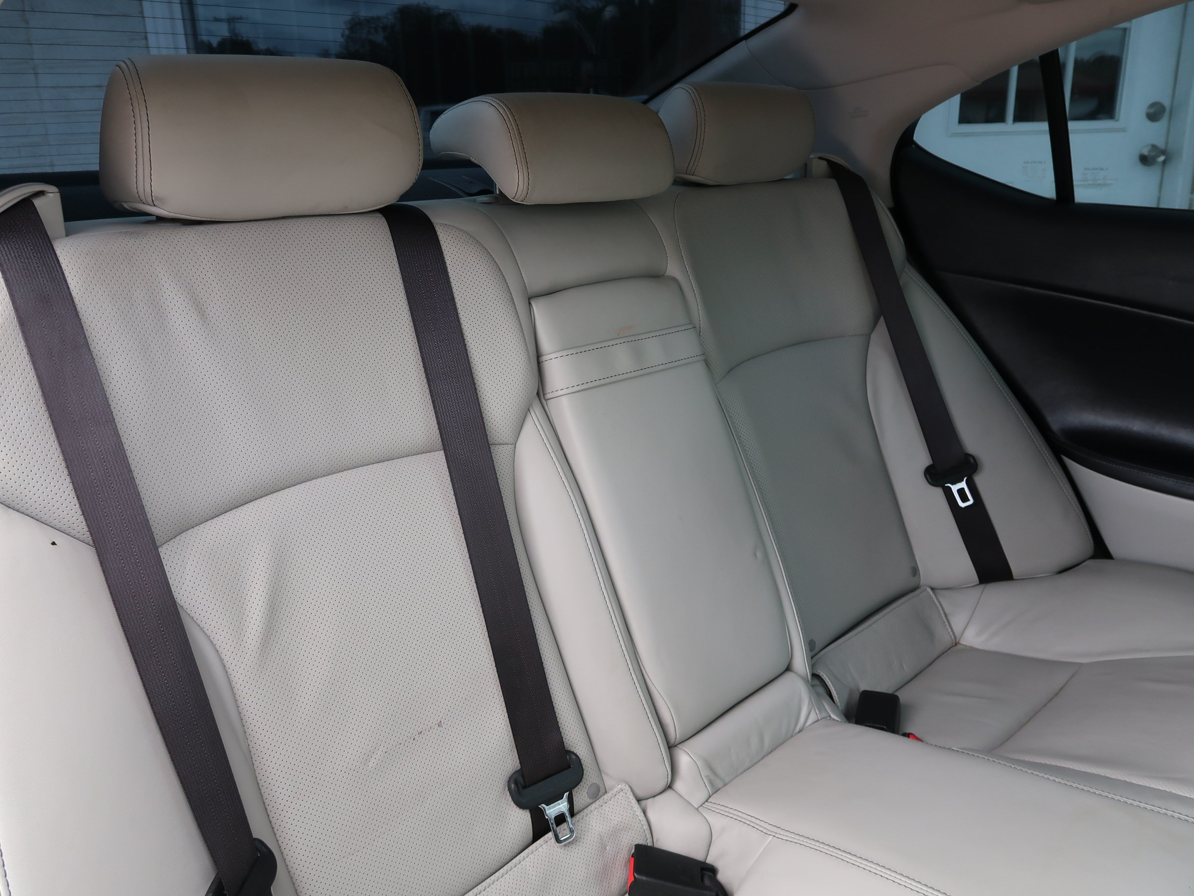 Used 2011 Lexus IS 250 w/ Premium Pkg Value Edition RWD image 26