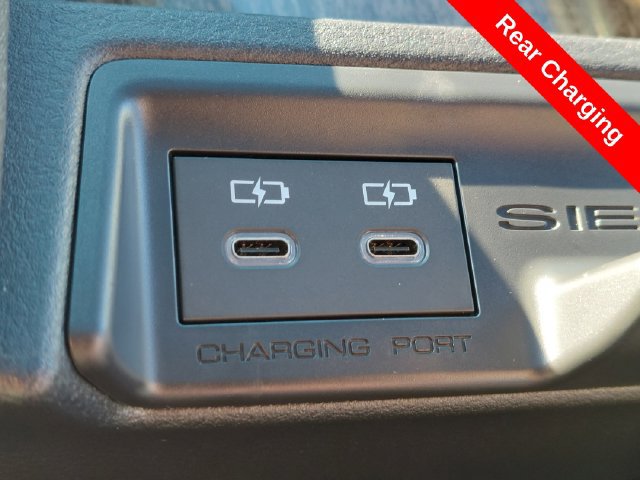 Used 2026 Toyota Sienna Limited AWD/4WD image 32