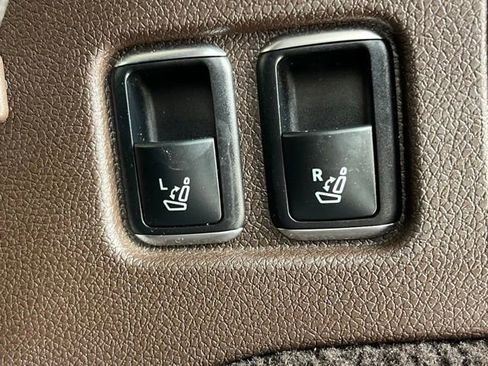 Used 2019 Mercedes-Benz GLS 550 4MATIC image 43