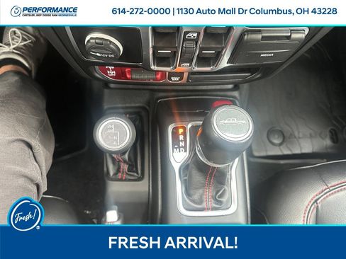 Used 2022 Jeep Gladiator Rubicon w/ LED Lighting Group AWD/4WD image 25