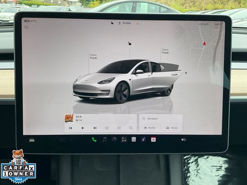 Used 2023 Tesla Model 3 Standard Range RWD image 41