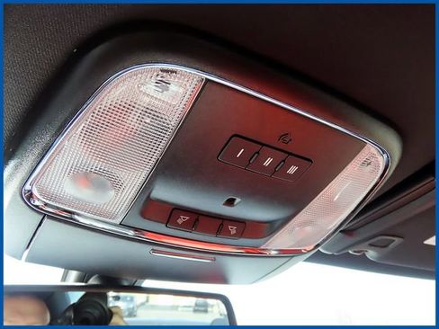 Used 2020 Dodge Charger Scat Pack RWD image 18