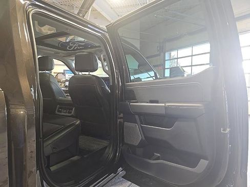 Used 2025 Ford F350 Lariat w/ Lariat Ultimate Package image 38