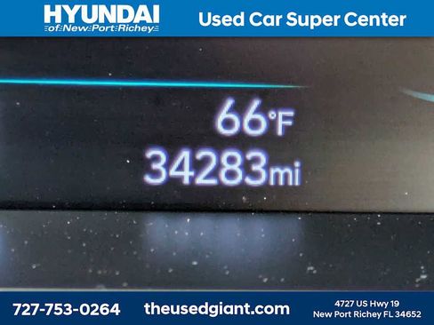 Certified 2024 Hyundai Elantra SE FWD image 29