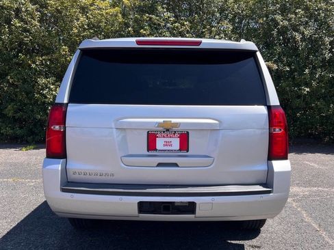 Used 2020 Chevrolet Suburban LS w/ Skid Plate Package image 6