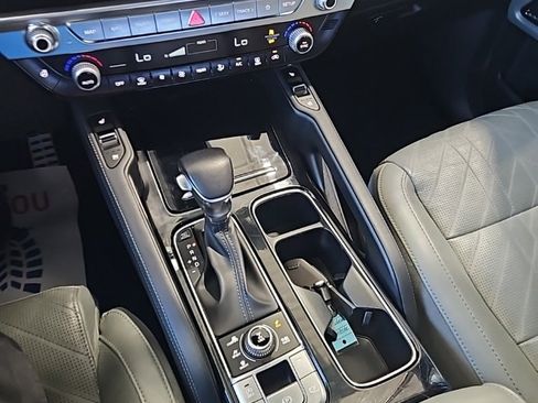 Used 2023 Kia Telluride SX X-Line image 34