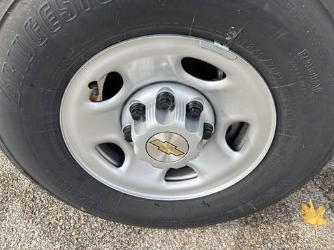 New 2025 Chevrolet Express 2500 w/ Driver Convenience Package image 13