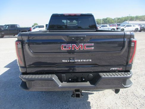 New 2026 GMC Sierra 2500 AT4 w/ AT4 Premium Plus Package AWD/4WD image 5