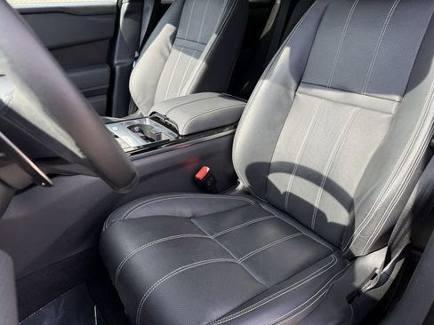 Used 2023 Land Rover Range Rover Velar R-Dynamic S image 34
