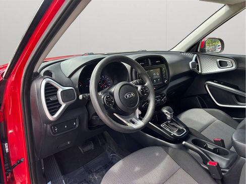 Used 2020 Kia Soul LX FWD image 6