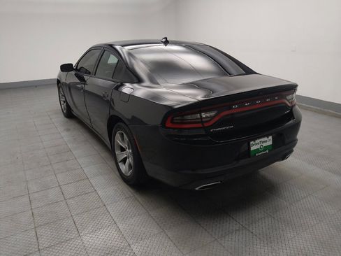 Used 2018 Dodge Charger SXT Plus RWD image 5