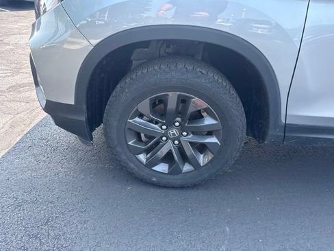Certified 2024 Honda Ridgeline Sport image 19