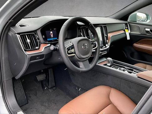 New 2026 Volvo V60 B5 Cross Country Plus w/ Protection Package Premier image 7