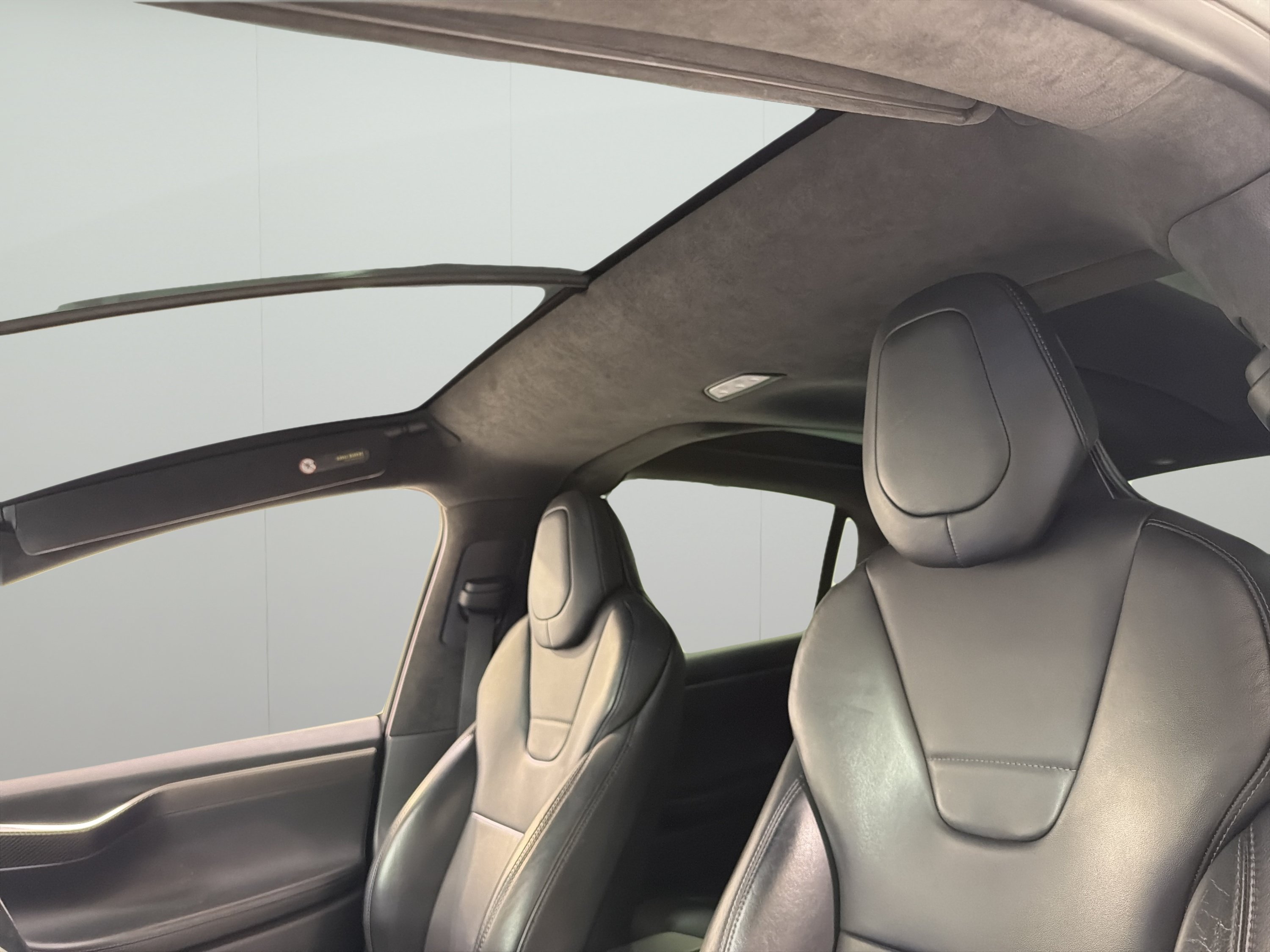 Used 2017 Tesla Model X 100D AWD/4WD image 9